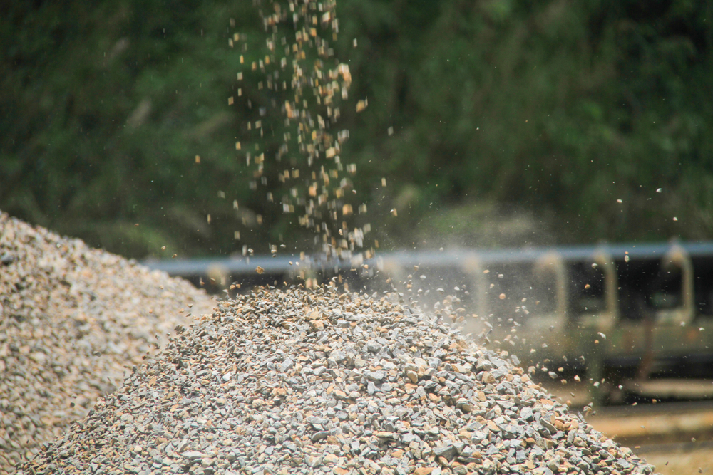 Aggregate,Drop,To,The,Aggregate,Pile